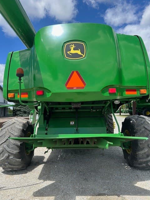 Image of John Deere 9770 STS equipment image 3