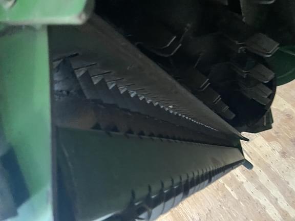 Image of John Deere 9770 STS equipment image 2