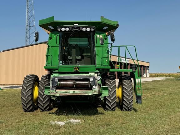 Image of John Deere 9770 STS equipment image 1