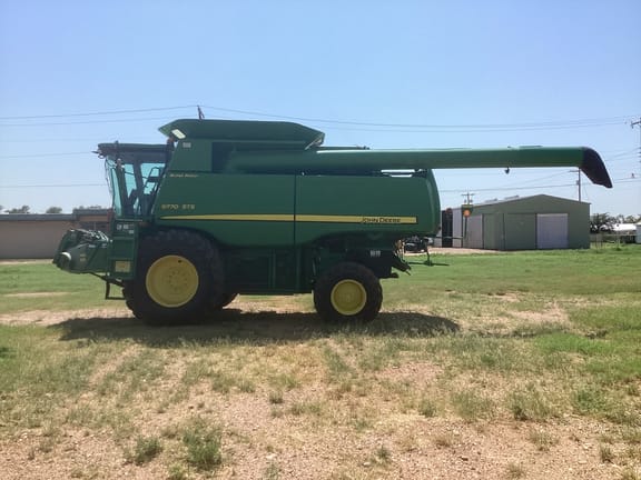 Main image John Deere 9770 STS