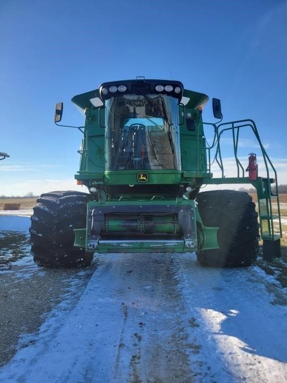 Image of John Deere 9770 STS equipment image 3