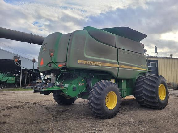 Image of John Deere 9770 STS equipment image 3