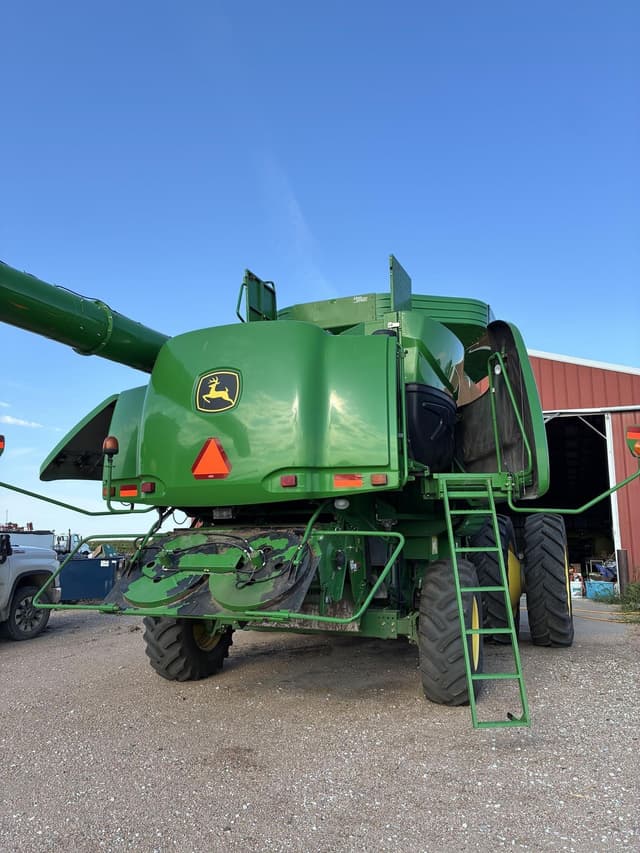 Image of John Deere 9770 STS equipment image 3