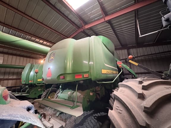 Image of John Deere 9770 STS equipment image 2