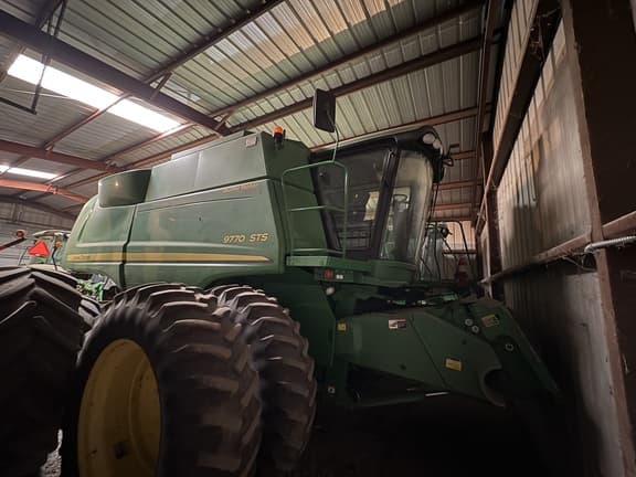 Image of John Deere 9770 STS Primary image