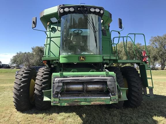 Image of John Deere 9770 STS equipment image 3