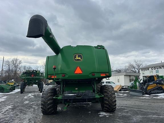 Image of John Deere 9770 STS equipment image 4