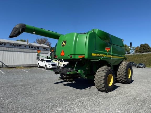 Image of John Deere 9770 STS equipment image 3