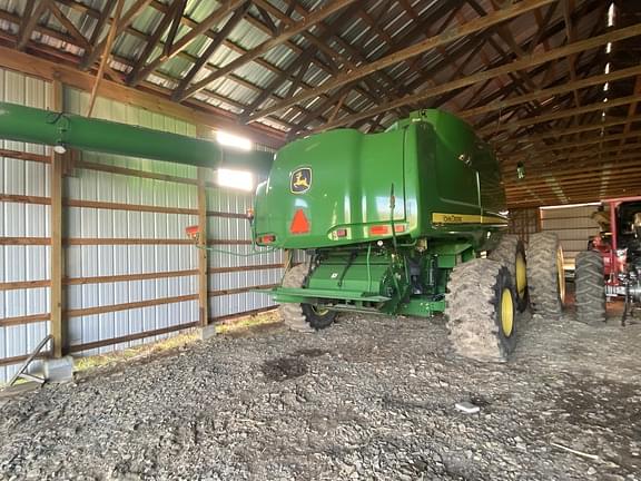 Image of John Deere 9770 STS equipment image 4