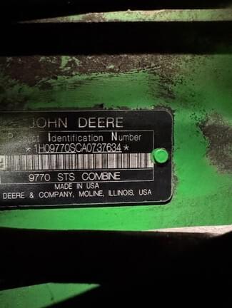 Image of John Deere 9770 STS equipment image 2