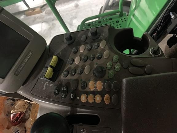 Image of John Deere 9770 STS equipment image 2