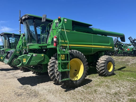 Main image John Deere 9770 STS