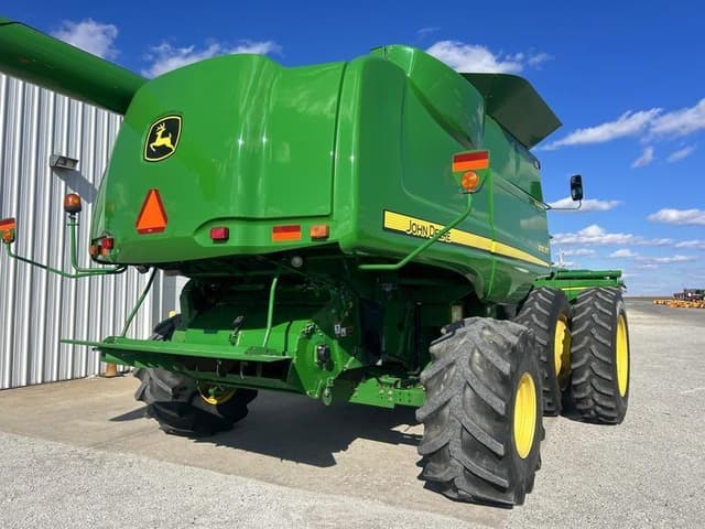 Image of John Deere 9770 STS equipment image 4