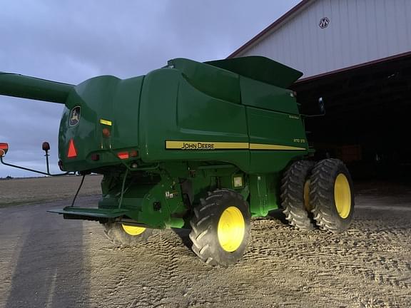 Image of John Deere 9770 STS equipment image 1