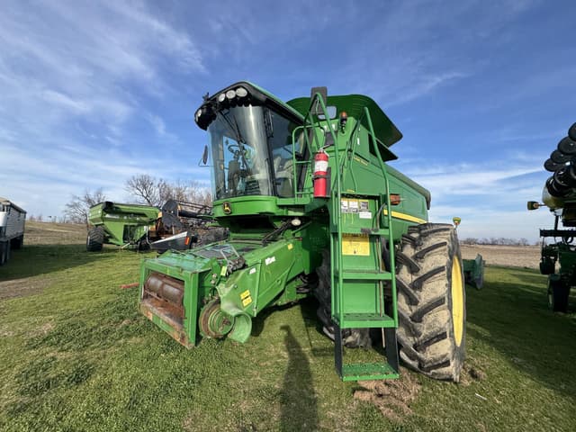 Image of John Deere 9770 STS equipment image 1