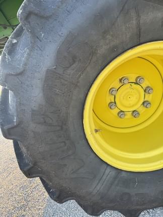 Image of John Deere 9770 STS equipment image 2