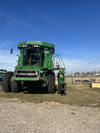 Main image John Deere 9770 STS