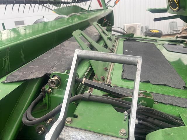 Image of John Deere 9770 STS equipment image 4