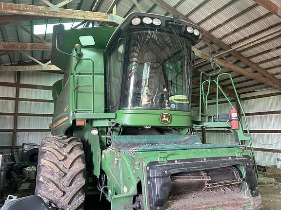 Image of John Deere 9770 STS equipment image 1