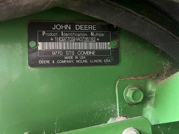 Image of John Deere 9770 STS equipment image 4