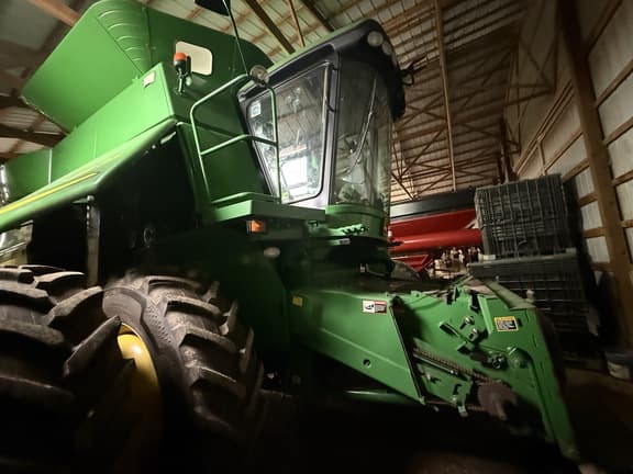 Image of John Deere 9770 STS equipment image 3