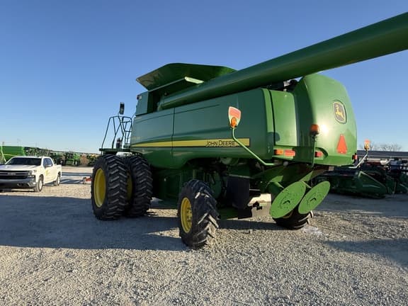 Image of John Deere 9770 STS equipment image 4
