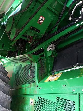 Image of John Deere 9770 STS equipment image 4
