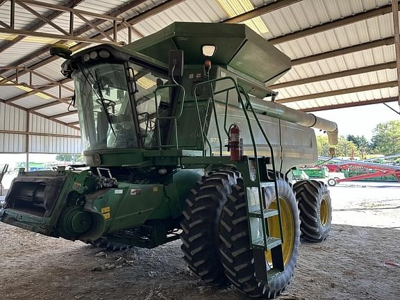 Image of John Deere 9770 STS Image 1