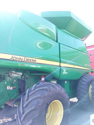 Image of John Deere 9770 STS equipment image 3