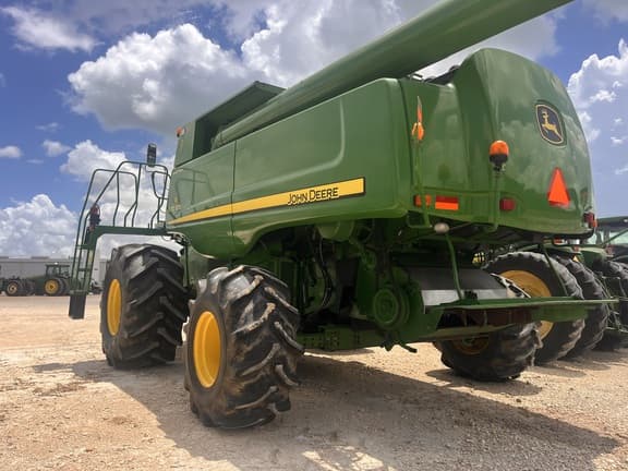 Image of John Deere 9770 STS equipment image 3