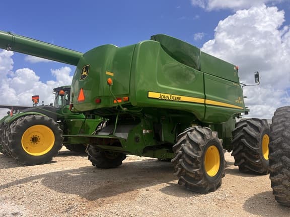 Image of John Deere 9770 STS equipment image 4