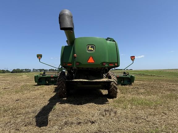 Image of John Deere 9770 STS equipment image 3