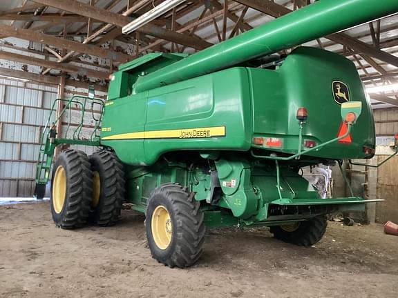 Image of John Deere 9770 STS equipment image 2