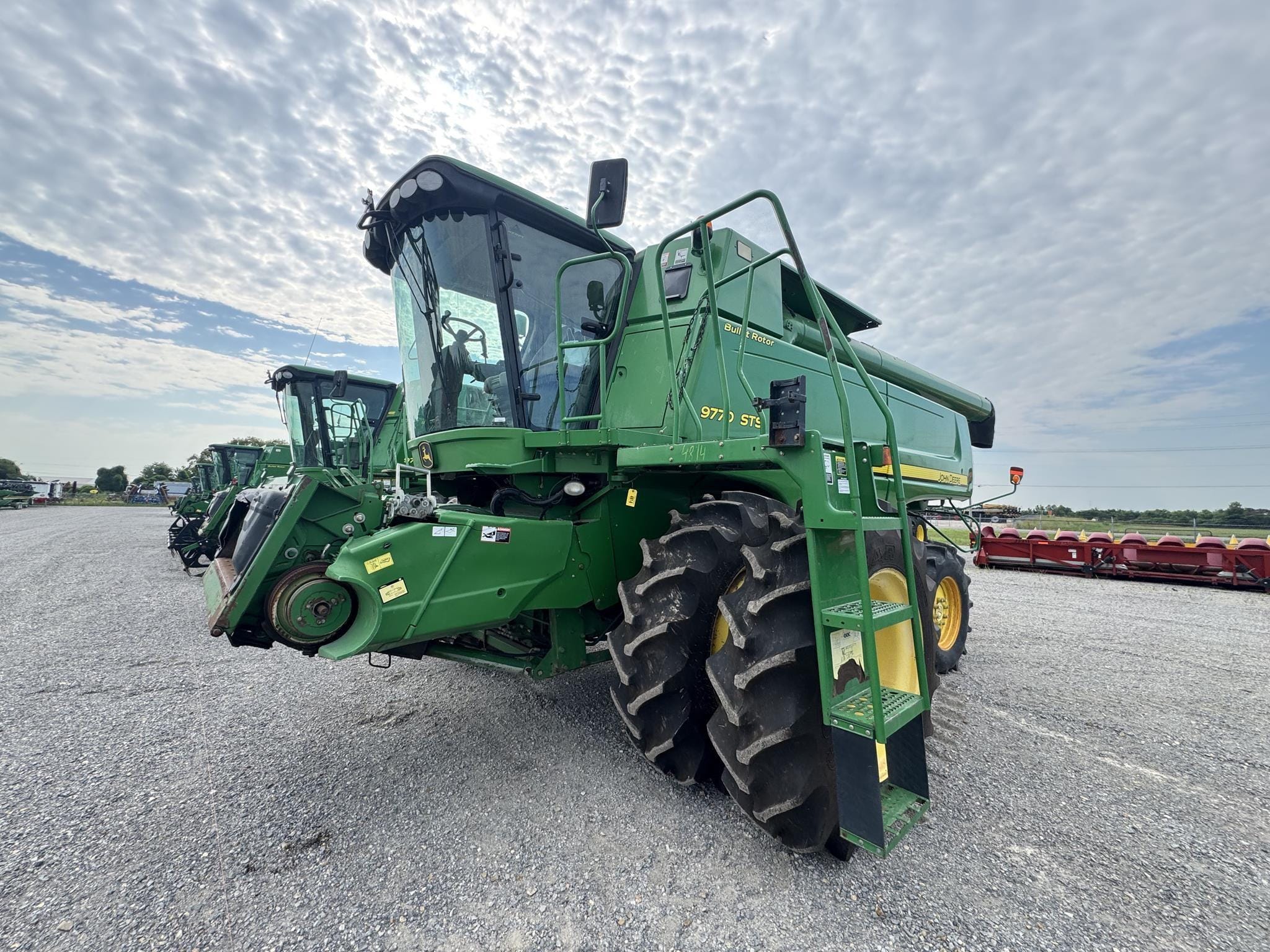 2010 John Deere 9770 STS Equipment Image0