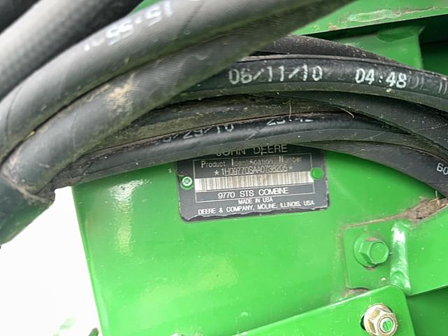 Image of John Deere 9770 STS equipment image 3