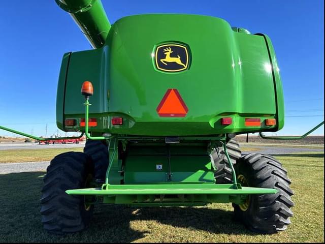 Image of John Deere 9870 STS equipment image 4