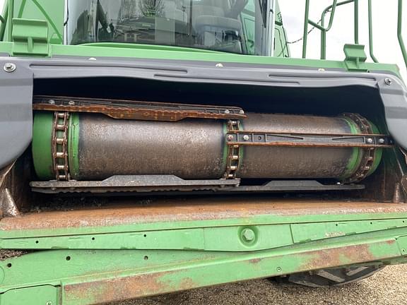 Image of John Deere 9870 STS equipment image 4