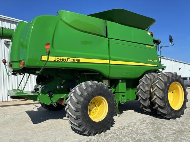 Image of John Deere 9870 STS equipment image 3