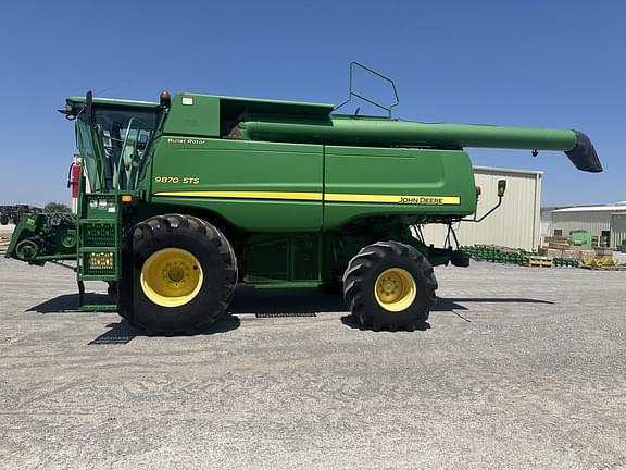 Image of John Deere 9870 STS equipment image 1