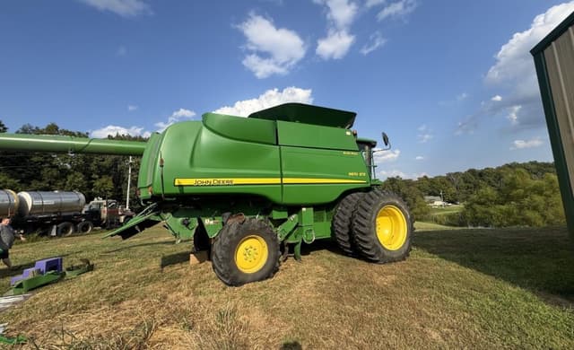 Image of John Deere 9870 STS equipment image 4