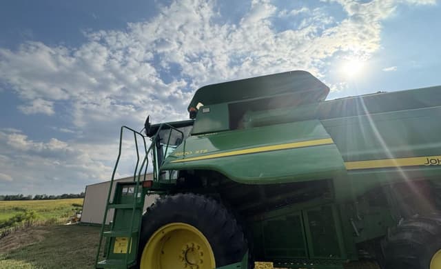 Image of John Deere 9870 STS equipment image 1