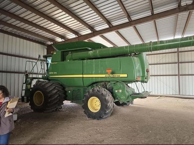 Image of John Deere 9870 STS equipment image 1