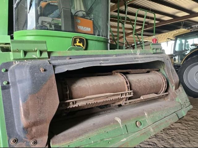 Image of John Deere 9870 STS equipment image 3