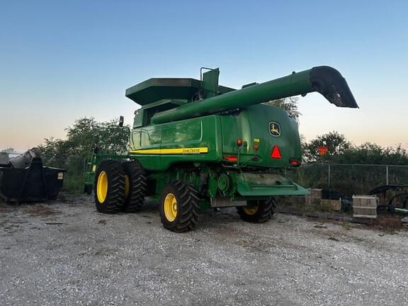 Image of John Deere 9870 STS equipment image 4