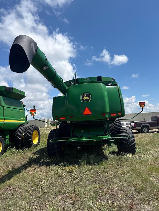 Image of John Deere 9870 STS equipment image 3
