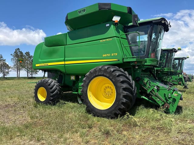 Image of John Deere 9870 STS equipment image 1