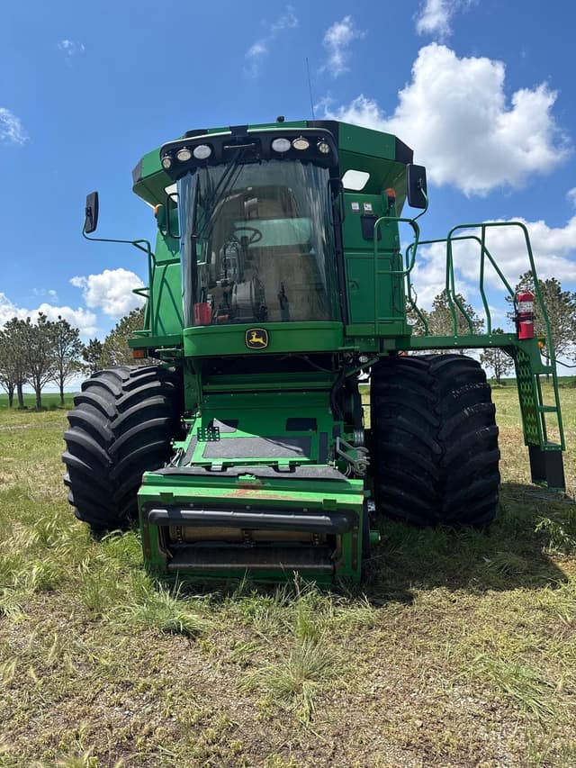 Image of John Deere 9870 STS equipment image 4