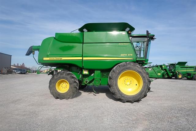 Image of John Deere 9870 STS equipment image 1