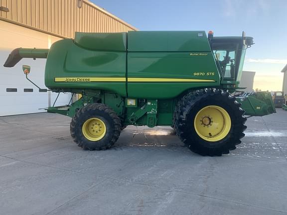 Image of John Deere 9870 STS equipment image 1