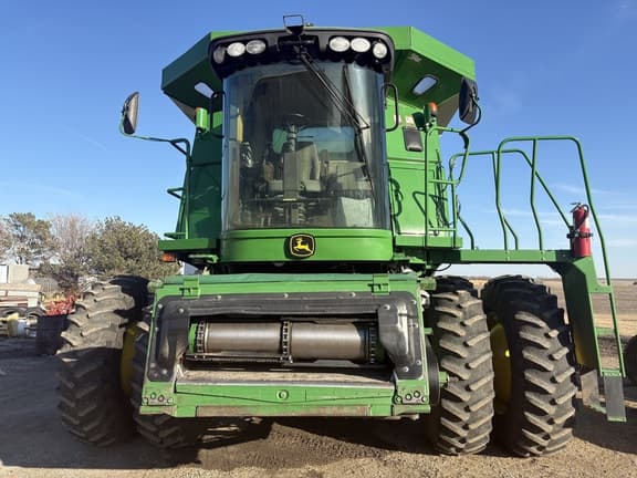 Image of John Deere 9870 STS equipment image 3